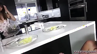 Teen line bossly Family Competition